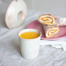 Load image into Gallery viewer, 봄가치 365 세라믹 텀블러는 한국에서 제조한 핸드메이드 도자기입니다. 365 Ceramic Giant Tumbler is handmade ceramics made in Korea.