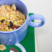 Load image into Gallery viewer, 봄가치 365 세라믹 링머그는 한국에서 제조한 핸드메이드 도자기입니다. 365 Ceramic Ring Mug is handmade ceramics made in Korea.