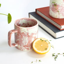 Load image into Gallery viewer, 봄가치 365 세라믹 스퀘어 머그는 한국에서 제조한 핸드메이드 도자기입니다. 365 Ceramic Square Mug is handmade ceramics made in Korea.